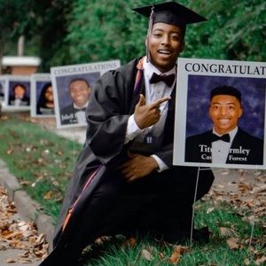 Meet your Posher, Titus